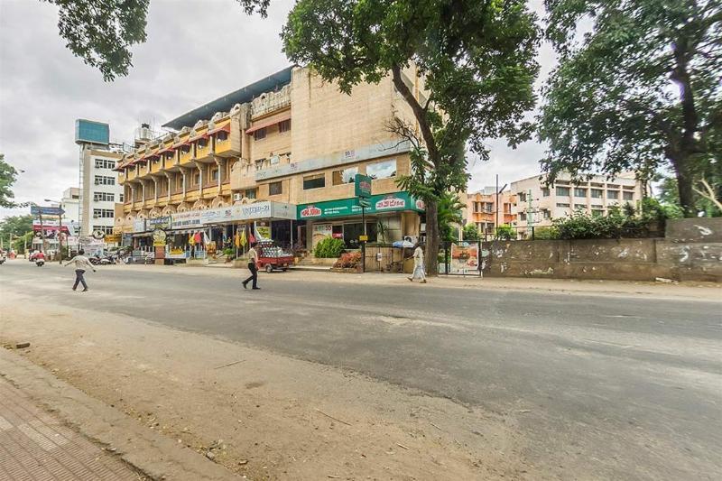 Hotel Mb International Palace Side Mysore Eksteriør bilde