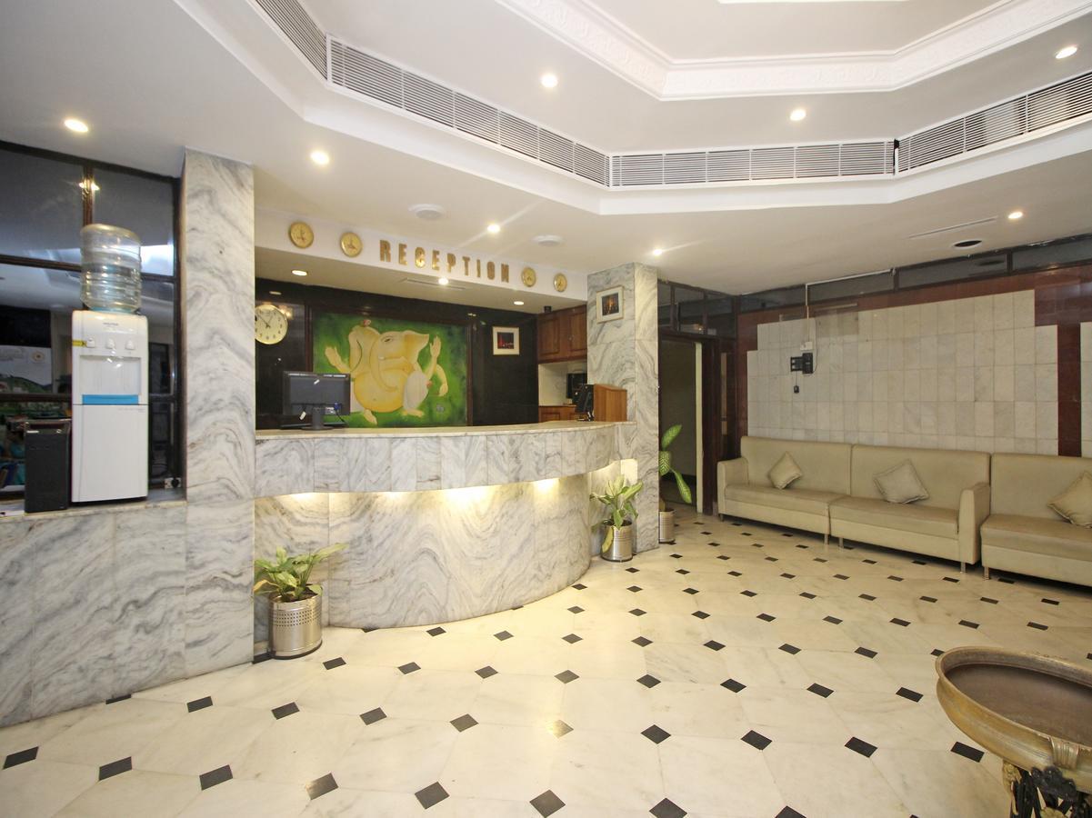 Hotel Mb International Palace Side Mysore Eksteriør bilde